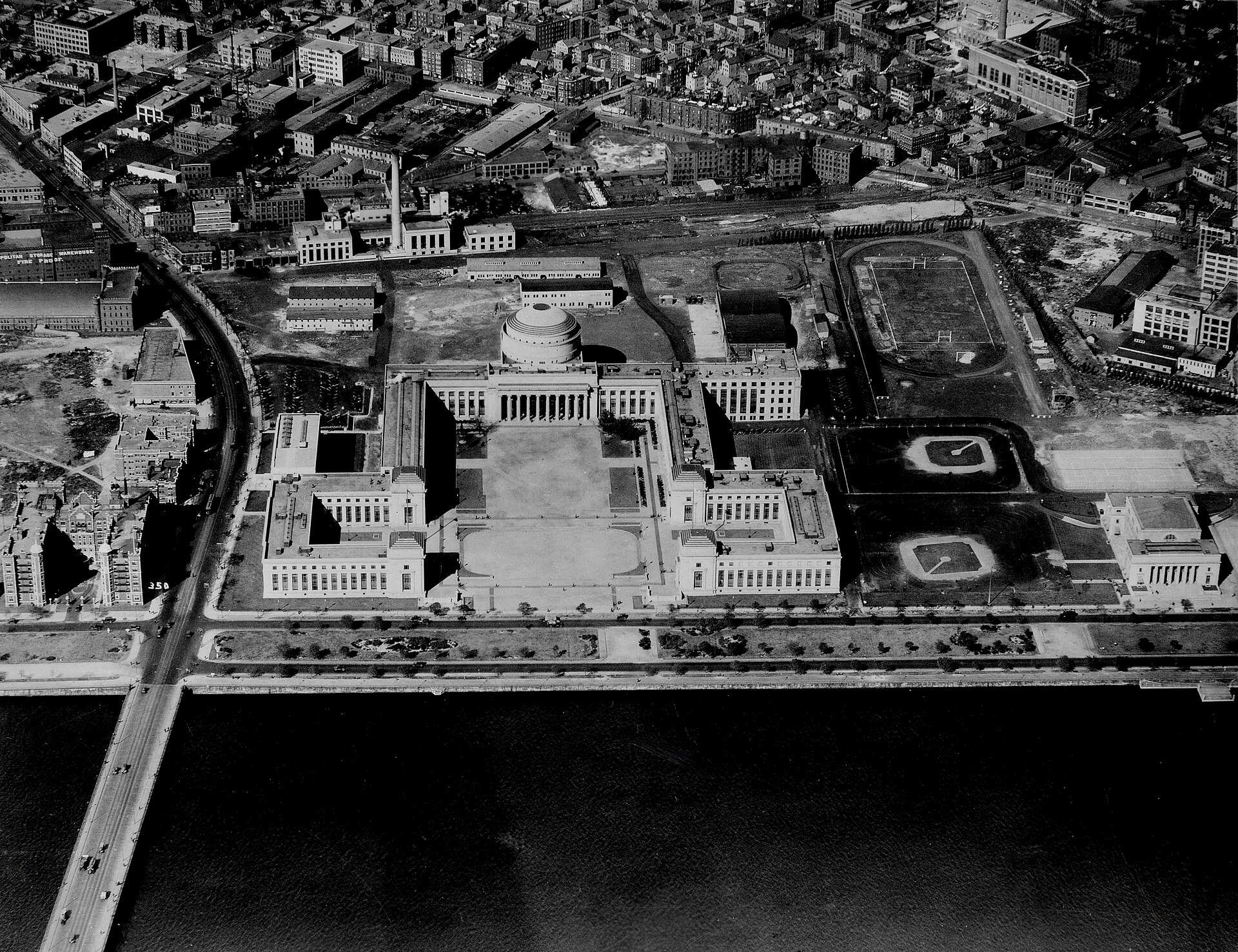 Aerial view of the Massachusetts Institute of Technology (MIT), facing north.