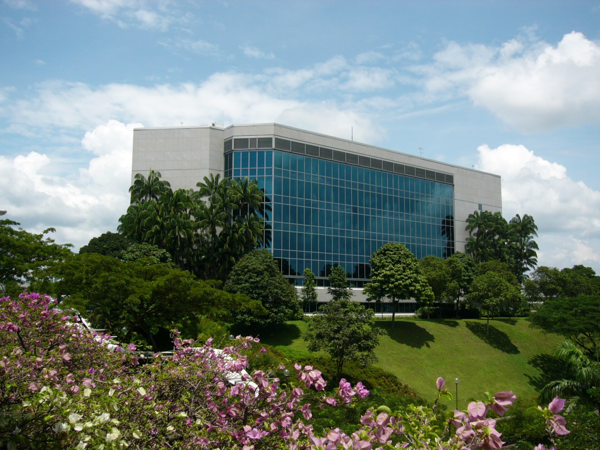 The Administration Building of the Nanyang Technological University in Singapore. (View from the North Spine)